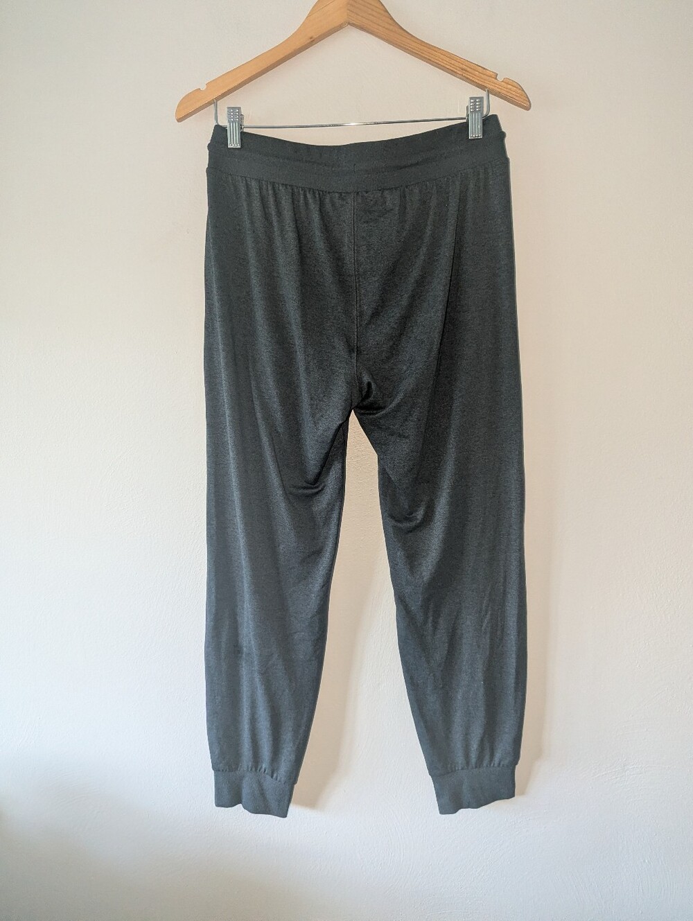 M Athleta Uptempo Joggers in Charcoal Grey - Picture 4 of 5